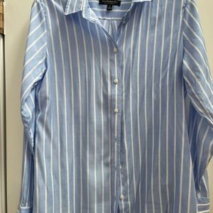 Banana Republic Blue and White striped button up shirt size small